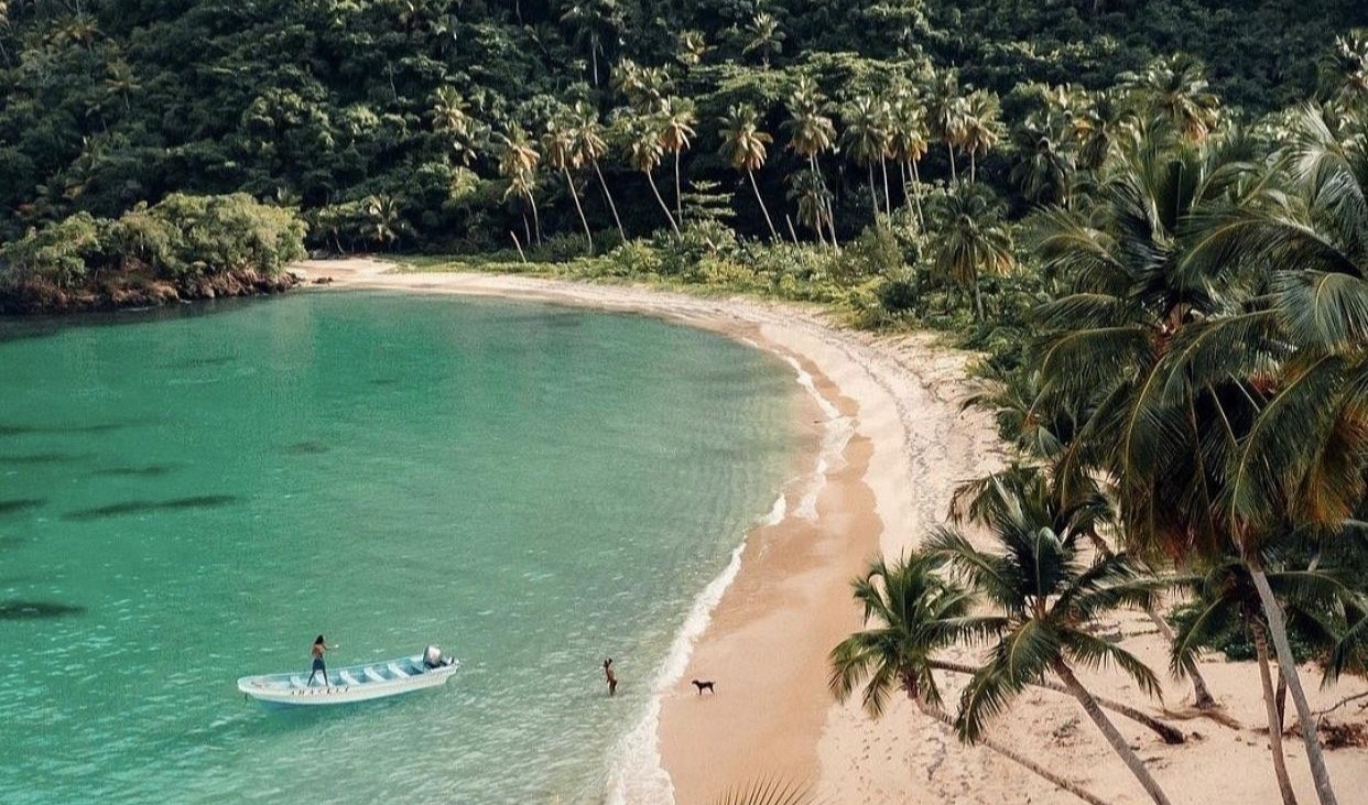 Wild beach private boat Las Terrenas
